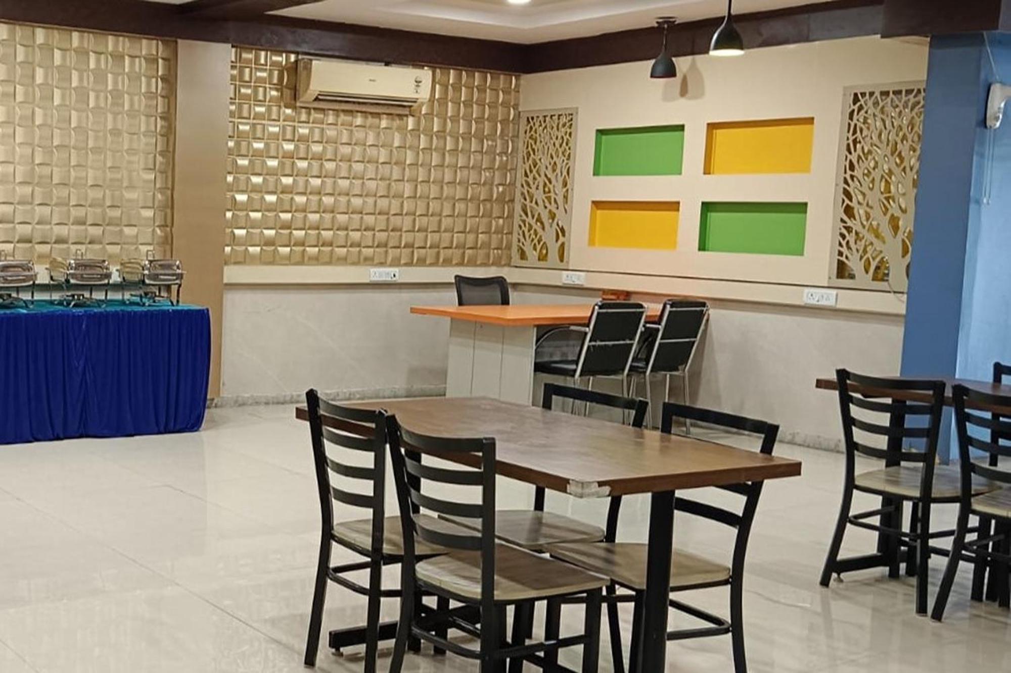 Hotel Shree Kanta Gurgaon Eksteriør bilde