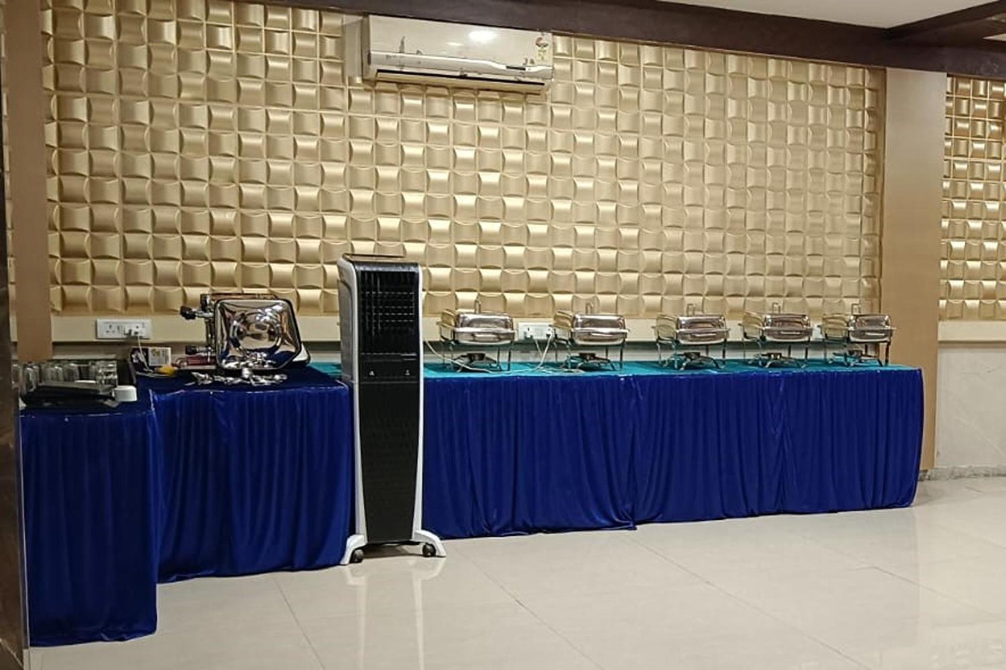 Hotel Shree Kanta Gurgaon Eksteriør bilde